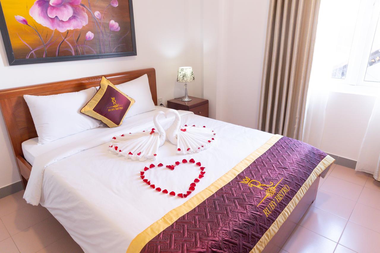 Ruby Bistro Hotel Хюе Екстер'єр фото