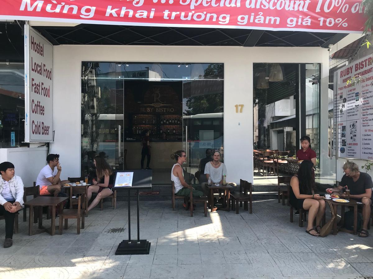 Ruby Bistro Hotel Хюе Екстер'єр фото